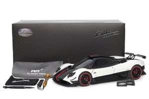 Almost Real 1/18 Pagani Zonda Cinque Coupe